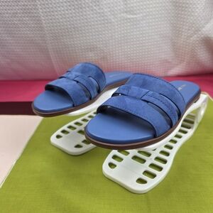 Come Haan Flynn Slotted Stride Sandals In Dutch Blue Suede